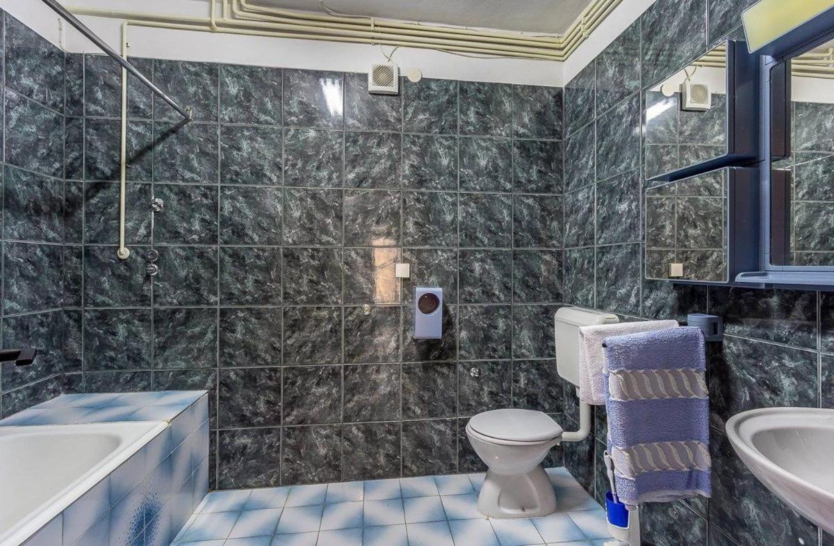Apartments Dragica Valbandon ภายนอก รูปภาพ