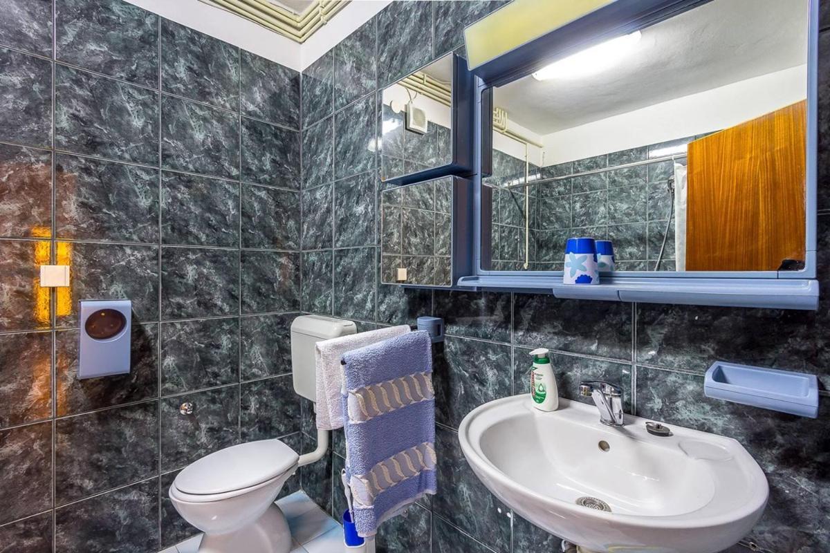 Apartments Dragica Valbandon ภายนอก รูปภาพ