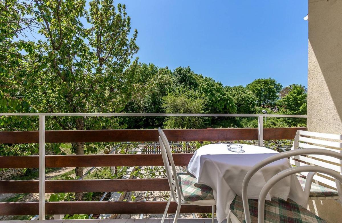 Apartments Dragica Valbandon ภายนอก รูปภาพ